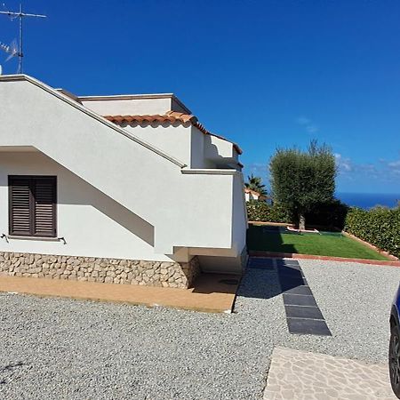 Villa Nove - Residence Dei Fiori Zambrone Exterior photo